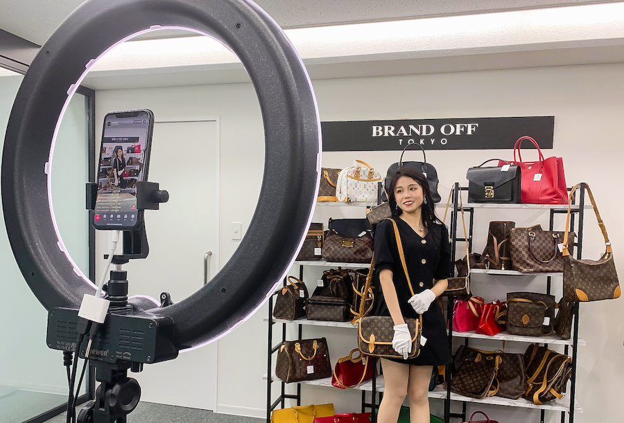 「古きを迎える」中国の消費者のクローゼットに目を付けた日本の中古ブランド品販売業者