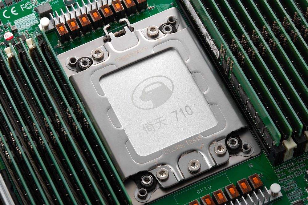 アリババクラウド、クラウド・コンピューティング・サービスに最適化されたサーバー用の新プロセッサー「Yitian 710」を発表